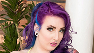 Lola Rayne